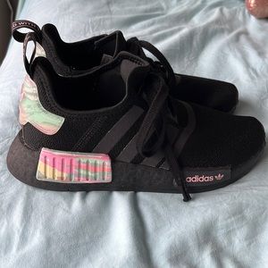Adidas NMD_R1 tie dye/pink